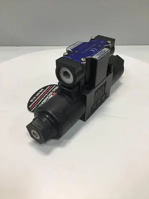 USED YUKEN DSG-01-3C9-D24-70