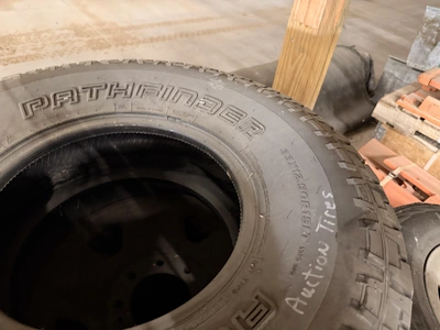 Used LOT OF (6) TIRES WITH SOME RIMS. _UNKNOWN_ Wheels & Tires Michigan US | Miedema Asset Management Group #1320802