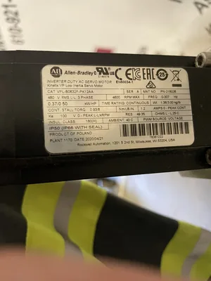 Line Tech LM3.2.0550BZ155.0.14.0S-SNNNNN & Allen Bradley VPL-B0632F-PK12AA Servo