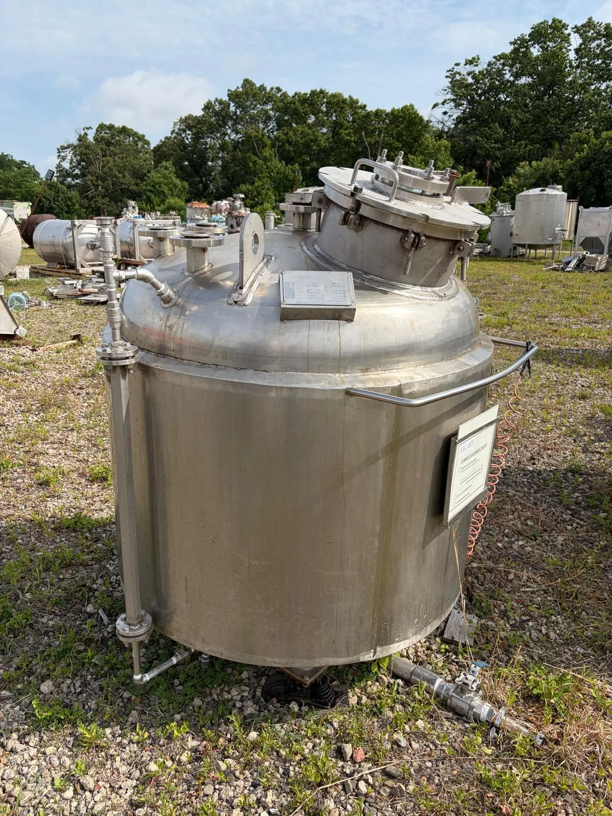 USED 2002 PERRY PRODUCTS VRX-270GALLON