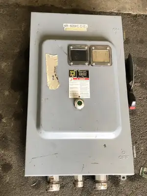 USED SQUARE D CHU364AWK
