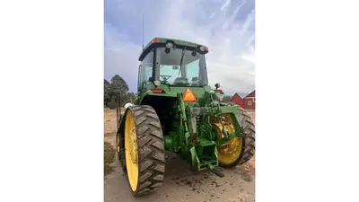 Used JOHN DEERE 8320 4WD and Track Tractors North Dakota US | Trustworthy Equipment #1403552