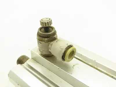 SMC CDQ2A63-100D Pneumatic Cylinder 63mm Bore 100mm Stroke 145psi Through Hole