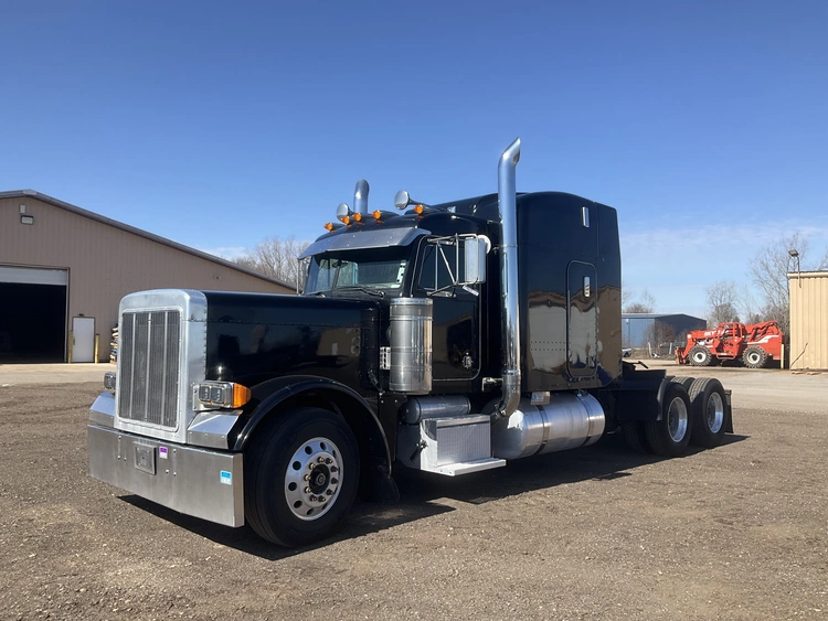 Used 2000 PETERBILT 379 Conventional trucks Michigan US | Miedema Asset Management Group #796934