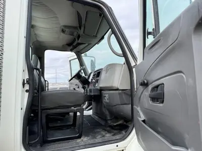 Used 2008 INTERNATIONAL 7500 Bucket (boom) trucks Washington US | Puget Sound Truck Sales #1541010