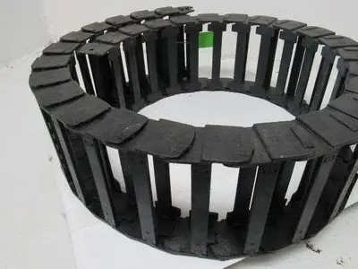 Igus 35.3.250 7" x 1-1/2" ID Drag Chain Cable Energy Chain 6'