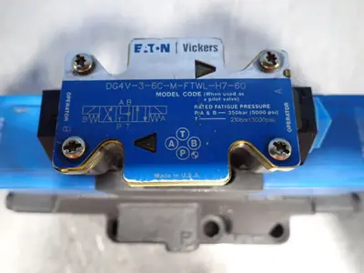 USED EATON VICKERS DG5V8H2CMFTWLH10