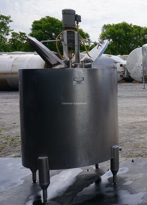350 GALLON STAINLESS STEEL SINGLE SHELL TANK