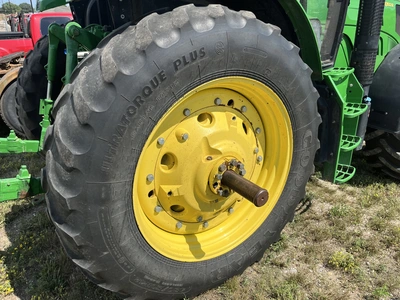 USED 2014 JOHN DEERE 6150R