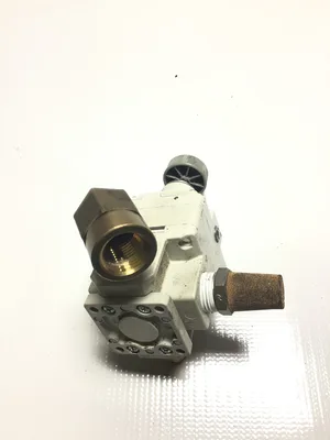 SMC IR3020-N04 Precision Pressure Regulator