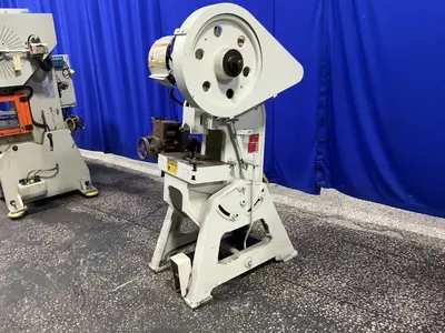 Used STEFANO R.A.V.T O.B.I. Presses Ohio US | HGR 24 #1561789