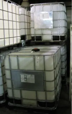 (33) 275 GALLON IBC WATER PLASTIC TOTES: STOCK #13496