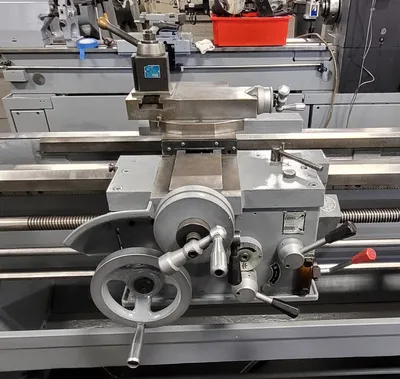 Used VICTOR 1660 Gap Lathes Kentucky US | Machinery Central #1259617