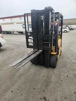USED 2015 YALE GLC060VXNVSE085