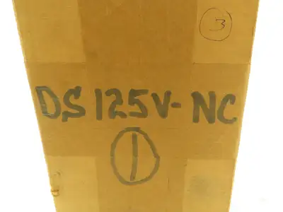 Plast-o-matic DS125V-NC 1 1/4" Shutoff Valve Spring Return NC Pneumatic Powered