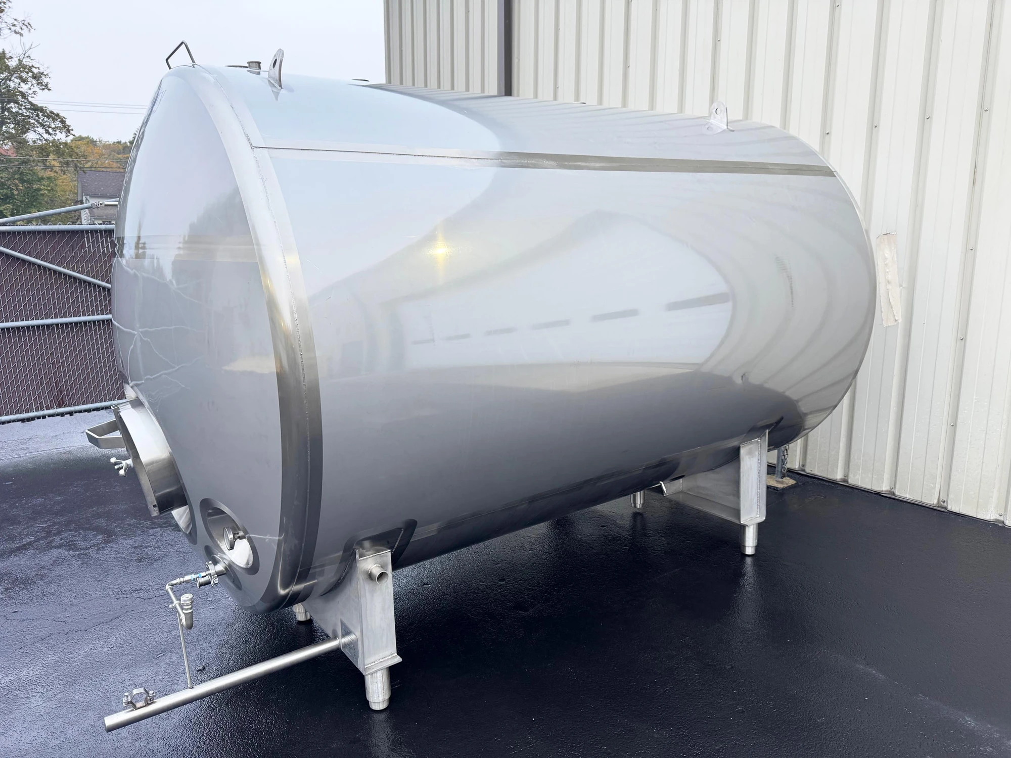 Quality Tank 3000 Gallon Stainless Steel Jacketed Tank
