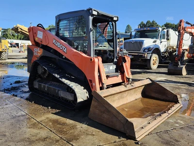 Used 2019 KUBOTA SVL95-2S Compact Track Loaders New York US | Abele Tractor #1343024