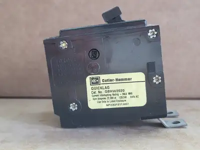 Used CUTLER-HAMMER QBHW2020 Switchgears British Columbia CA | Lenmark #1438568