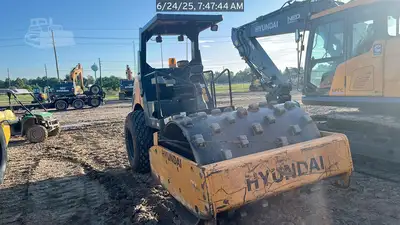 Used 2022 HYUNDAI HR70C Single Drum Rollers Texas US | National Equipment Dealers #1422900