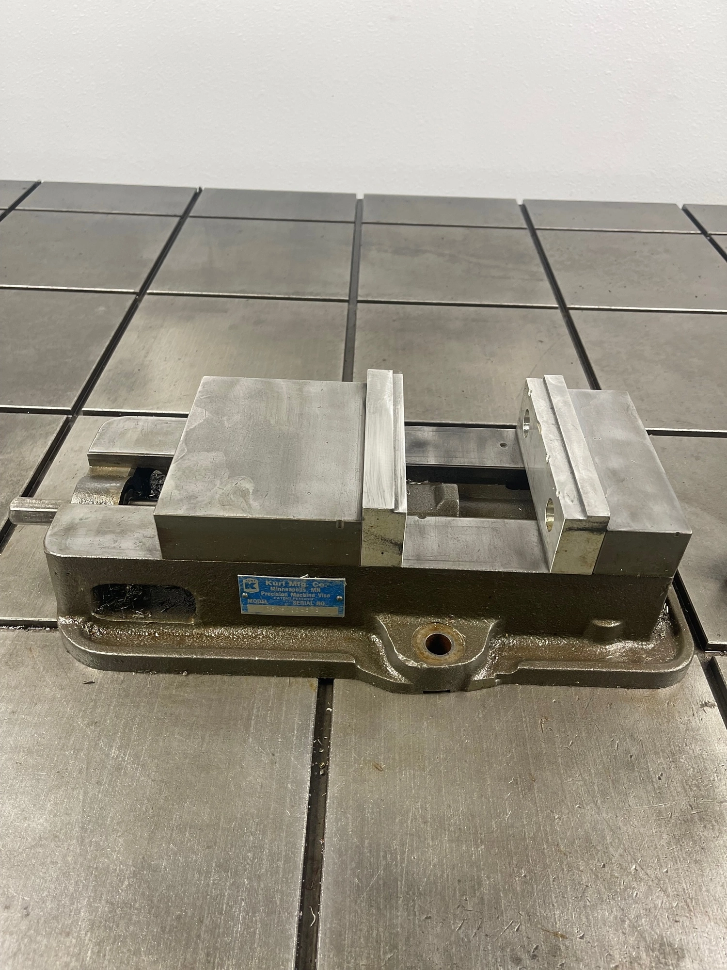 USED KURT D675