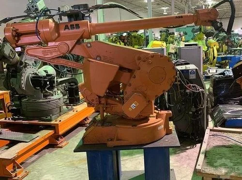 Used 2002 ABB 4400L/10 Robots Michigan US | RAB Industries, Inc. #183955