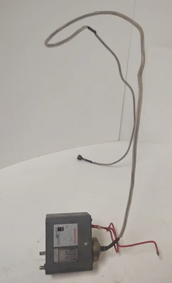 USED Johnson Controls Johnson Controls P70AB-2D