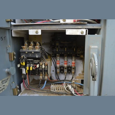 Allen Bradley 8 Bank Center Line 2100 Series MCC Panel