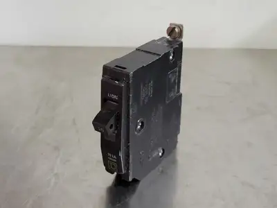 USED SQUARE D QOB120