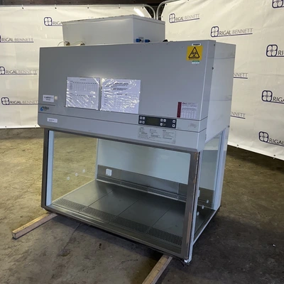 500L Holten LaminAir Flow Cabinet Type S-2000 1.2 BS II