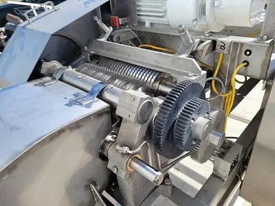 USED URSCHEL LABORATORIES M
