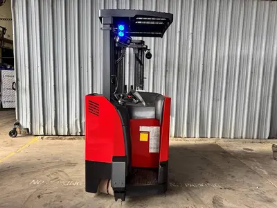 USED 2019 RAYMOND 425-C50TT