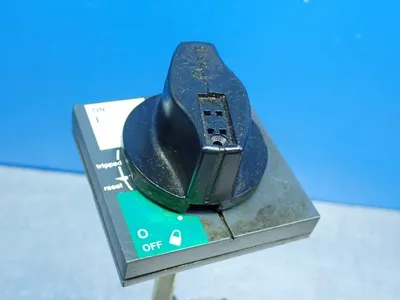 USED SQUARE D HGL36100