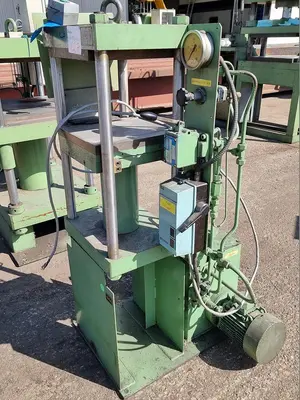 USED DARRAGON 15 TON