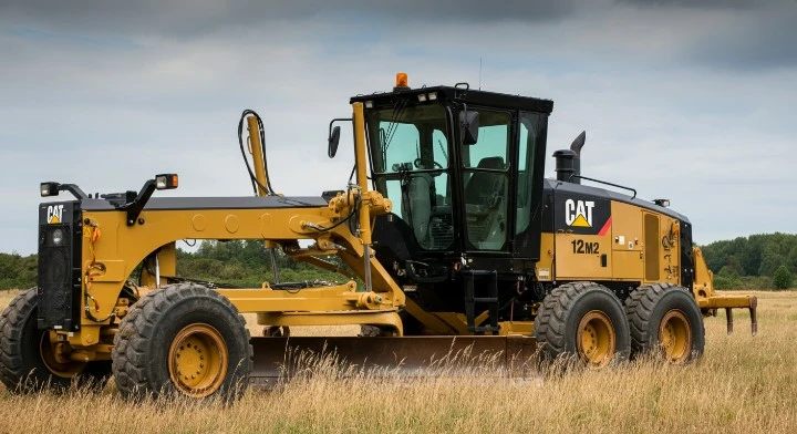 USED 2013 Caterpillar 12M2 AWD