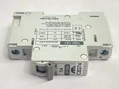1492-CB1DF050 | Allen Bradley  Ser B Circuit Breaker 1-Pole 5A 300V - Used