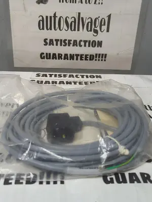 New | in-Stock TURCK VAS 22-D653-5M Cable & Wire Ohio US | Surplus Asset Holdings #1234920