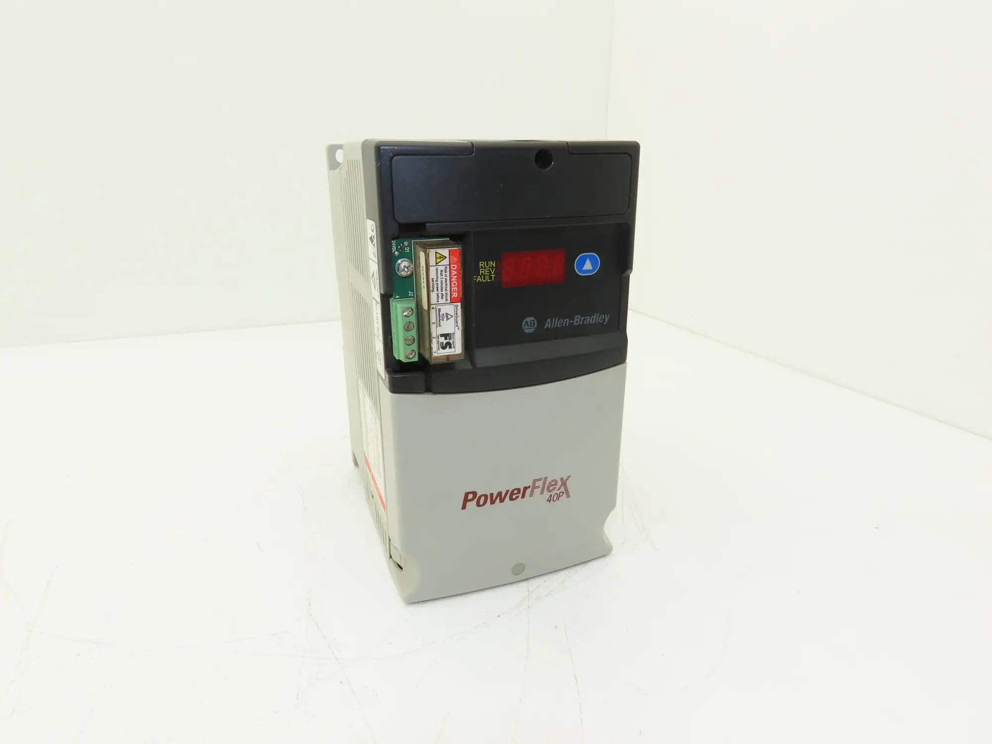 Allen Bradley 22D-D2P3N104 PowerFlex 40P AC Drive 460VAC 1.0HP 3Ph FRN 2.01