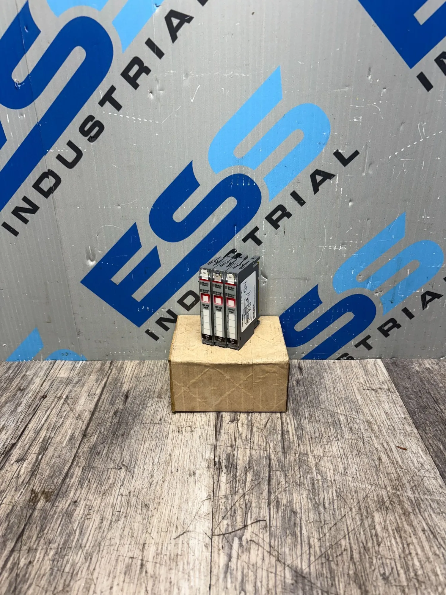 USED ALLEN BRADLEY 1734-IA4