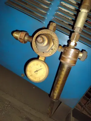 MILLER MODEL #SYNCROWAVE 250 AC/DC WELDER & RADIATOR-1 CHILLER: YOBRO #24819