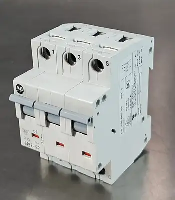 USED Allen-Bradley ALLEN-BRADLEY 1492-SP3C150