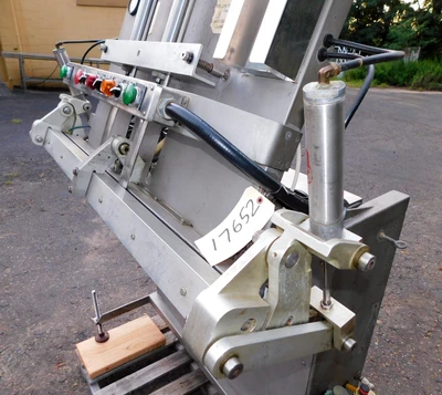 Used _UNKNOWN_ A200. 48" SEALING JAWS. STAINLESS STEEL AND HARD-ANODIZED ALUMINUM CONSTRUCTION. Vacuum Sealers Connecticut US | Litchfield Packaging Machinery #1384830