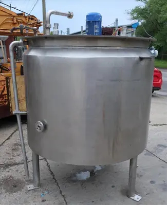 SPC8517  Tank 280 gallon vertical tank, Stainless Steel, .31 KW agitator, dish