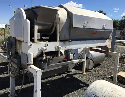 USED MAGNUSON HK WASHER