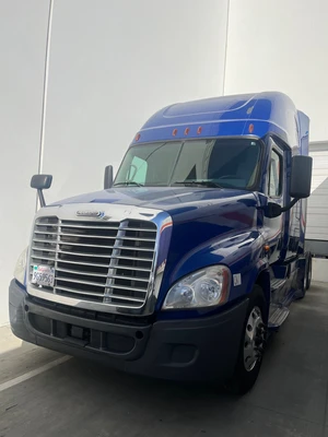 2017 Freightliner Cascadia Evolution "i" Class 125 Deisel Sleeper _UNKNOWN_ Road Tractor | Iron Listing (12)