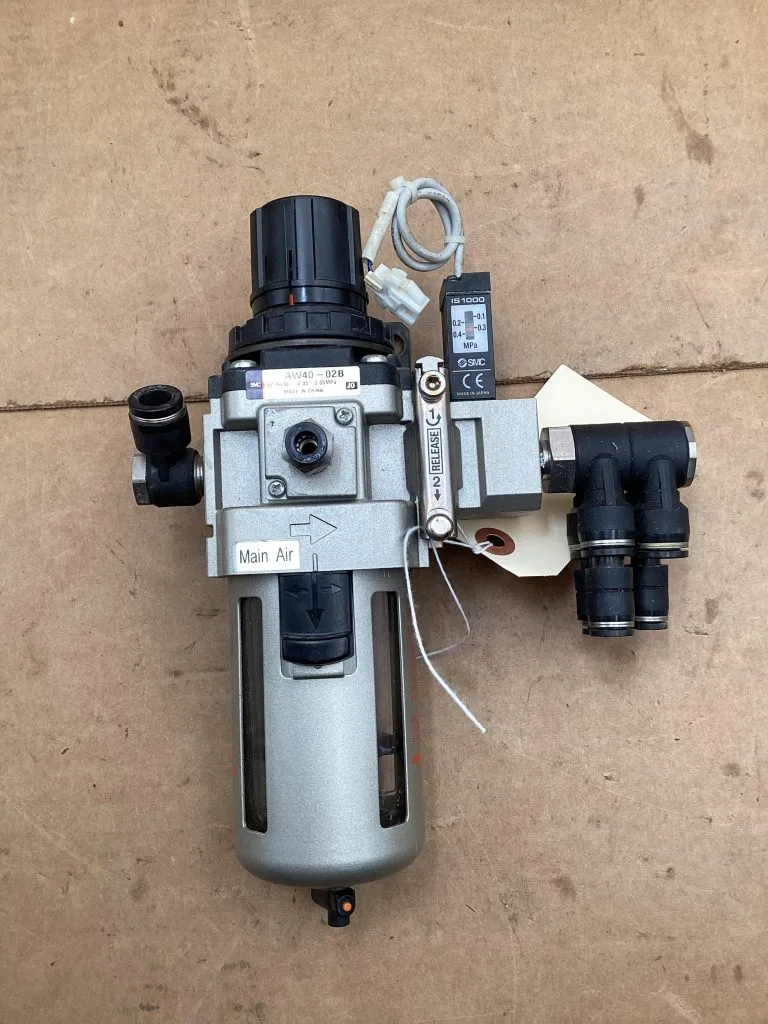 SMC AW40-02B Pneumatic Regulator; 0.05-0.85MPa