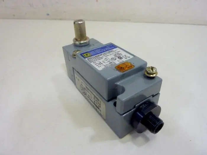 Used SQUARE D 9007C54A2P10Y19021 Relays & Switches Michigan US | Ideal Machinery #592756