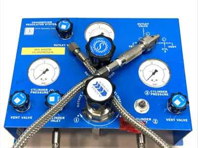 Used Scott Specialty Gases Changeover Regulator System w/ Hoses Regulators Michigan US | Maverick Industrial Sales #1397684