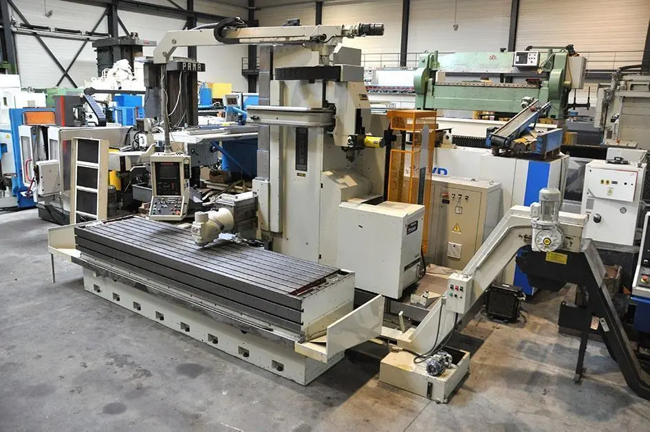 USED TIGER X: 3023 - Y: 1528 - Z: 800 MM CNC