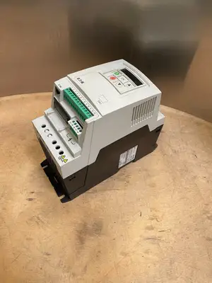 USED Eaton Eaton DA1-327D0FB-A20C