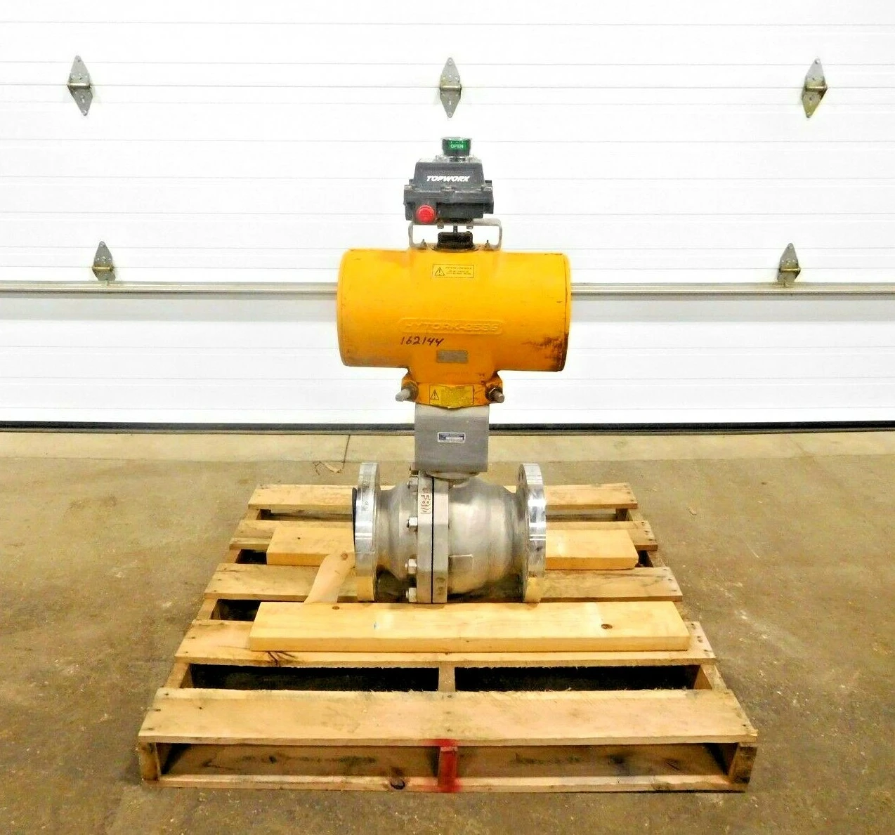 New | in-Stock Hytork EIA-XL2586-DAG-B00 Valves/Fittings | Equipment Recovery Corp. #1330914